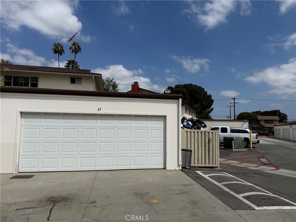 1722 Mitchell Avenue - Photo 1