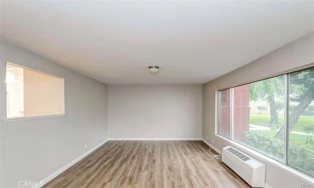 1722 Mitchell Avenue - Photo 3