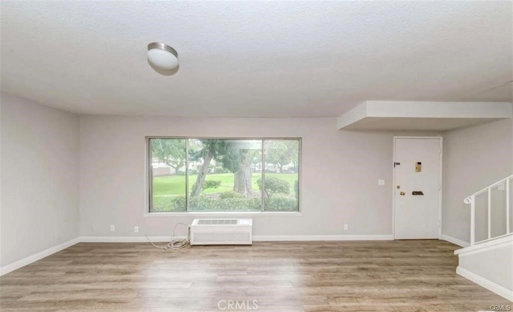 1722 Mitchell Avenue - Photo 2