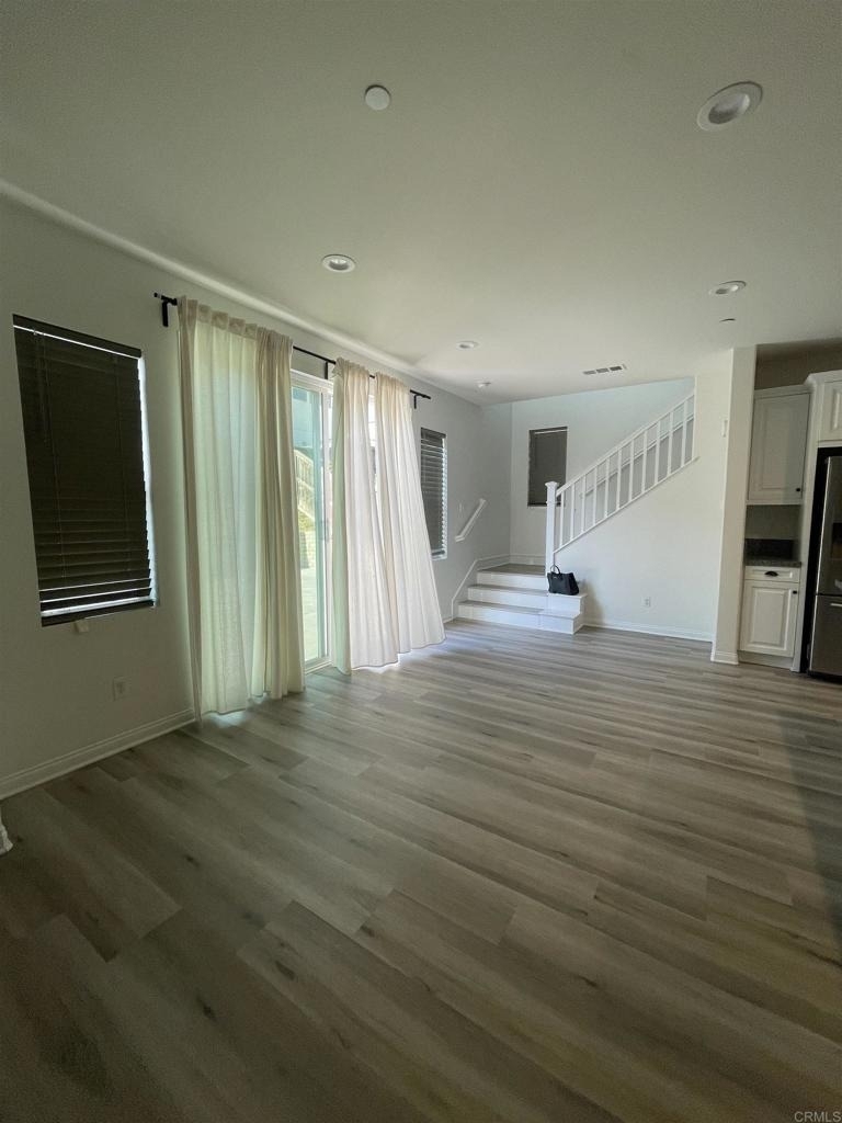 1079 Calle Deceo - Photo 2