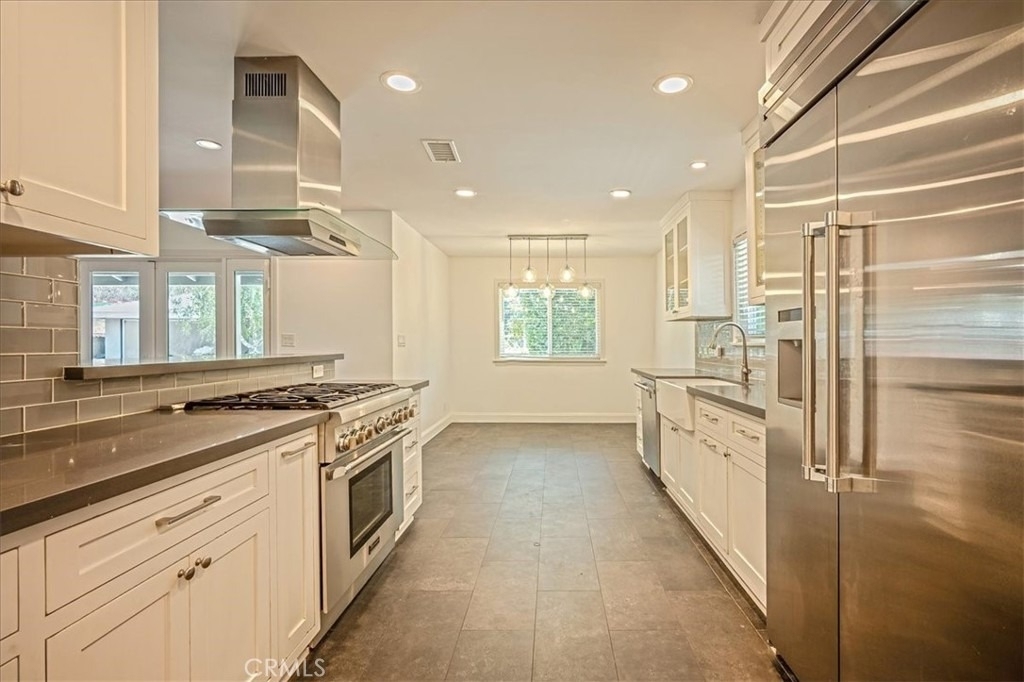 385 E Mendocino Street - Photo 10