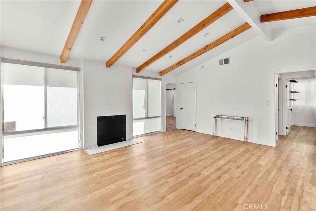 1329 N Maple Street - Photo 3