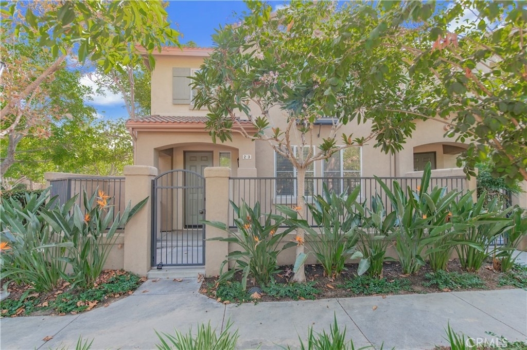 23 Willowdale - Photo 1