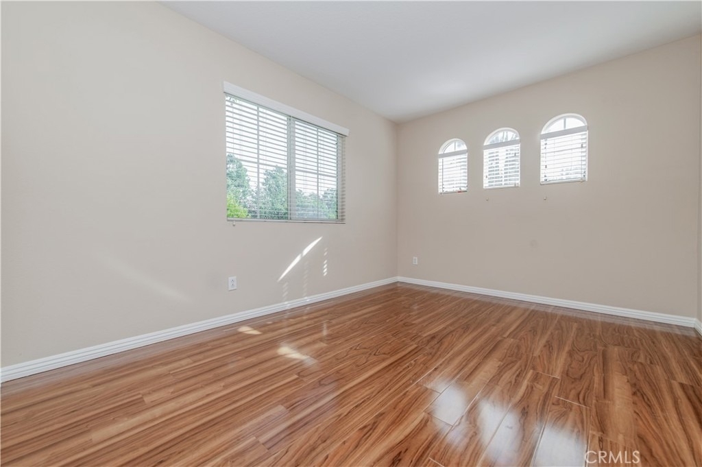 23 Willowdale - Photo 17