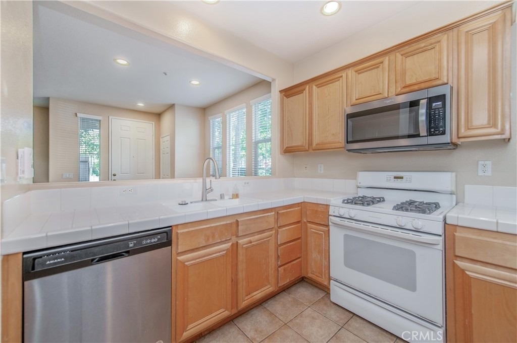 23 Willowdale - Photo 9