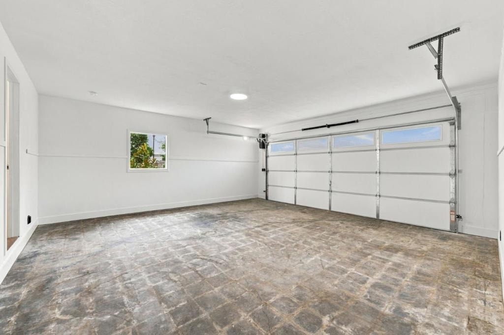 1061 Parrott Drive - Photo 35