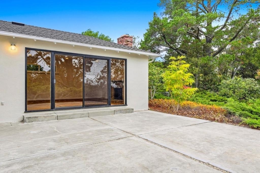 1061 Parrott Drive - Photo 38