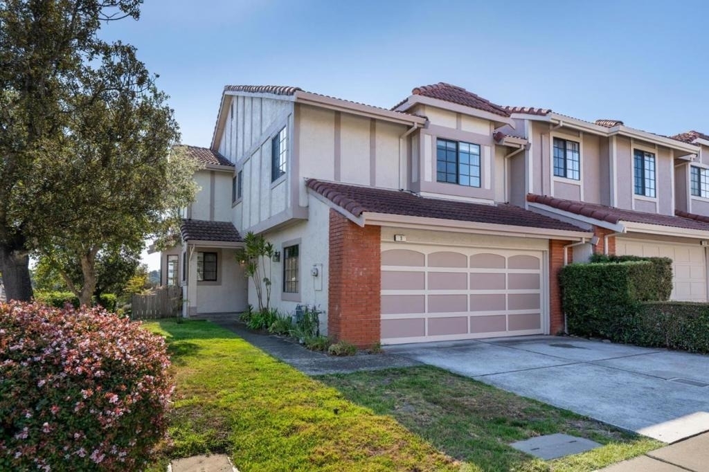 3 Amy Drive - Photo 0