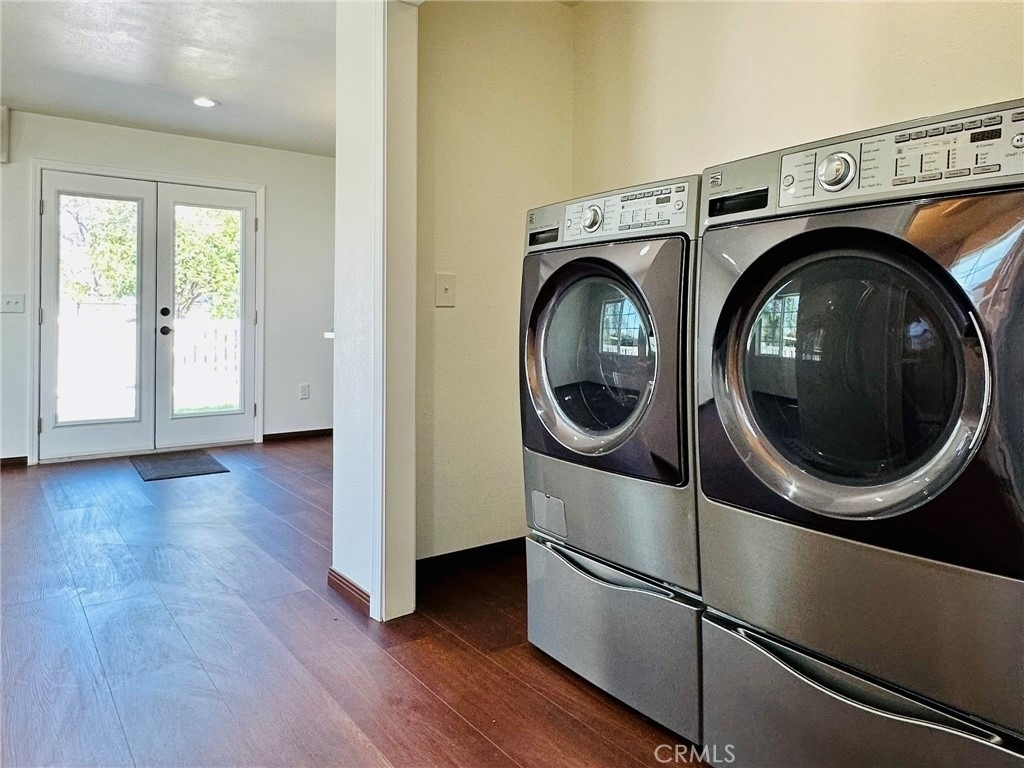8690 Tourmaline Court - Photo 10