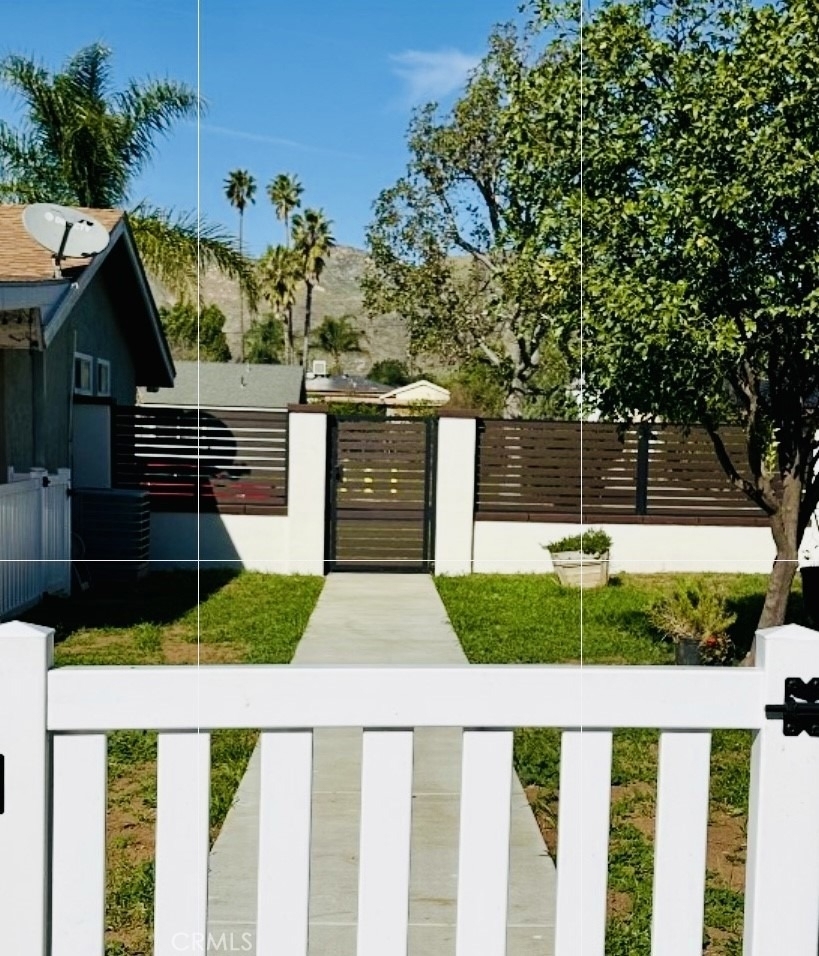 8690 Tourmaline Court - Photo 12