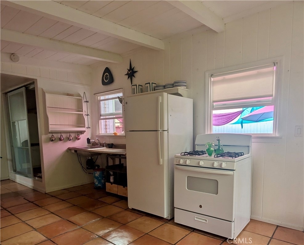3771 Boise Avenue - Photo 9