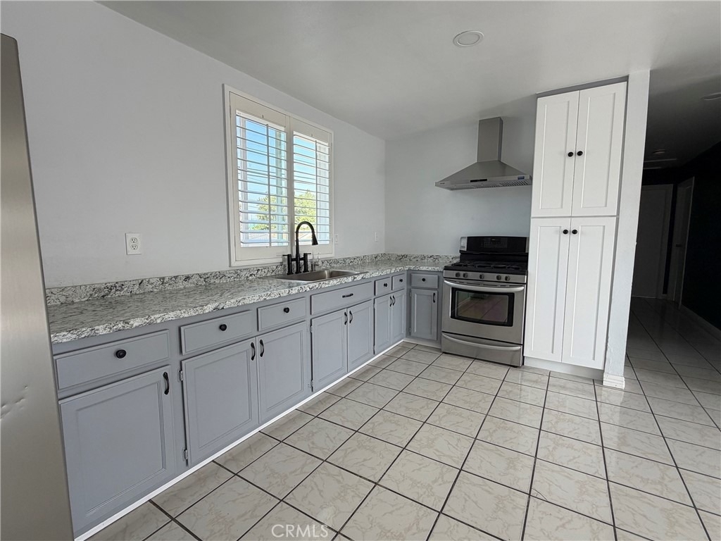 2529 Senta - Photo 3