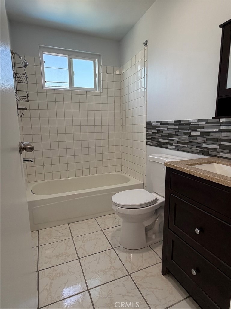 2529 Senta - Photo 8