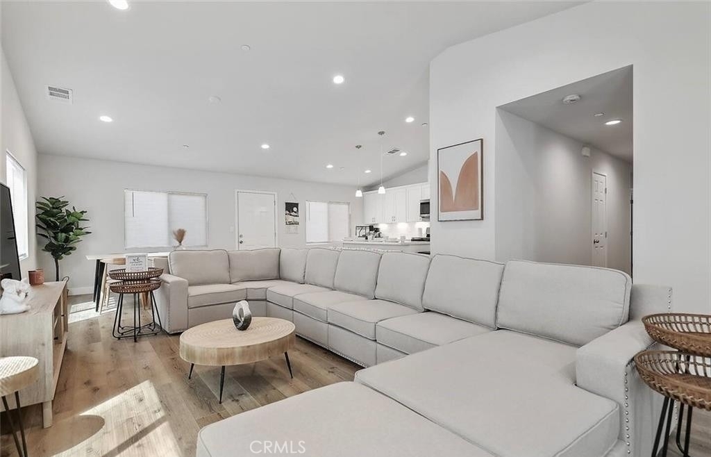 43645 Saguaro - Photo 3