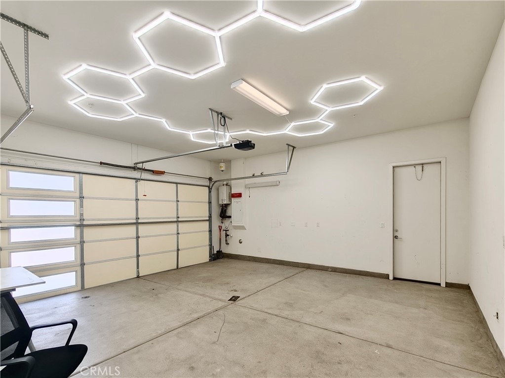 103 Menkar - Photo 19