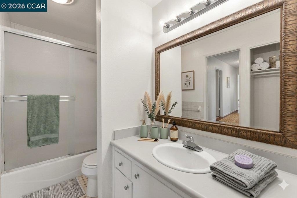 2091 Ascot Dr. - Photo 3