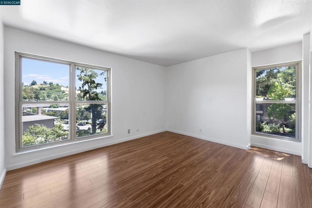 2091 Ascot Dr. - Photo 12