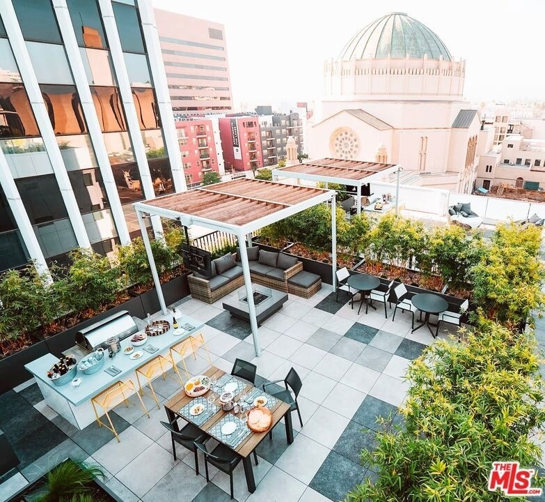 3640 Wilshire Boulevard - Photo 1