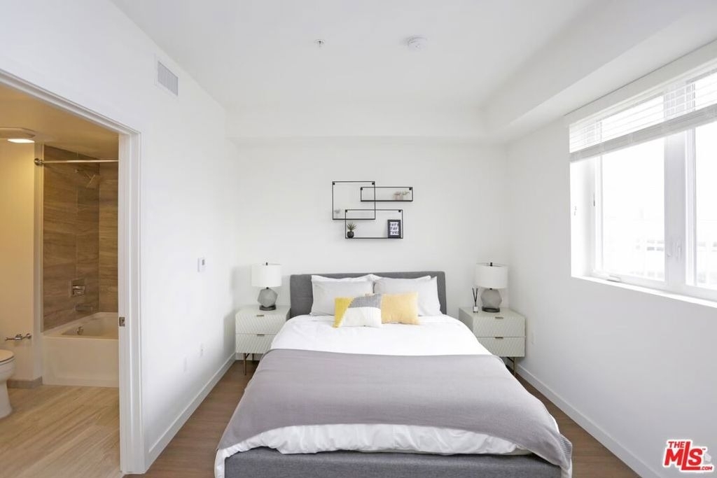 3640 Wilshire Boulevard - Photo 5