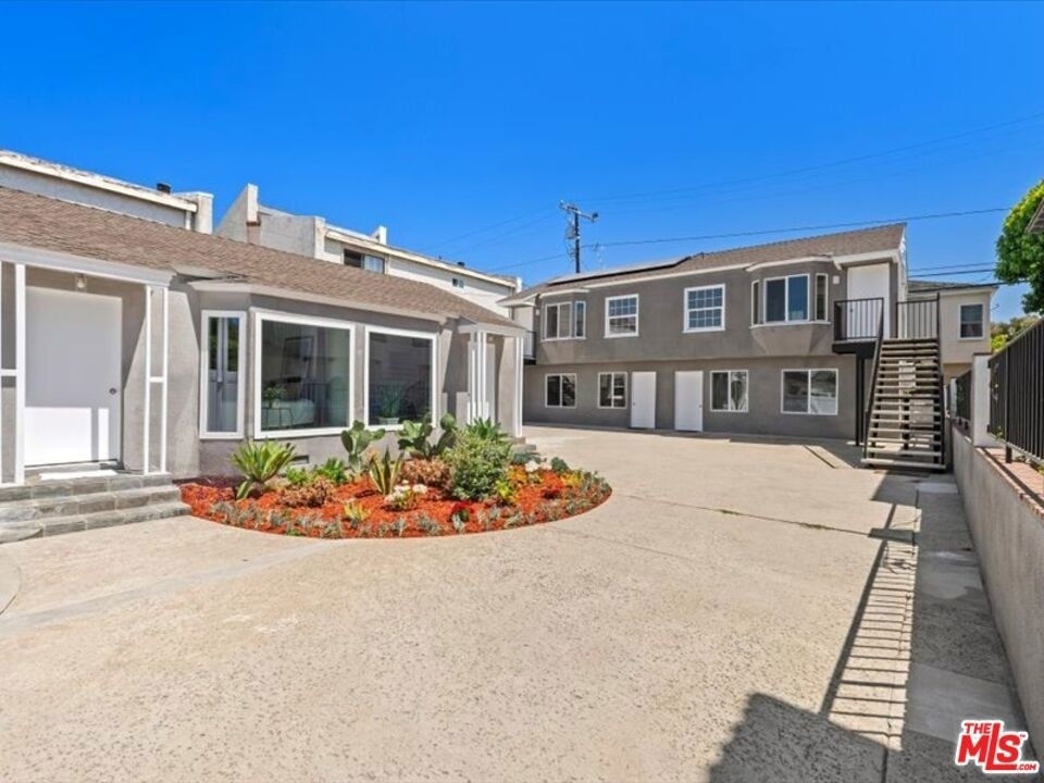 1165 Stanford St - Photo 7