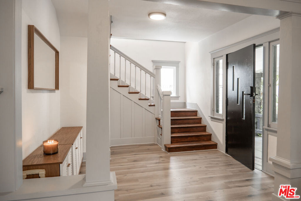 6136 Carlos Avenue - Photo 33