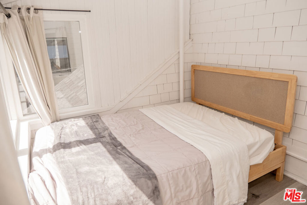 6136 Carlos Avenue - Photo 48