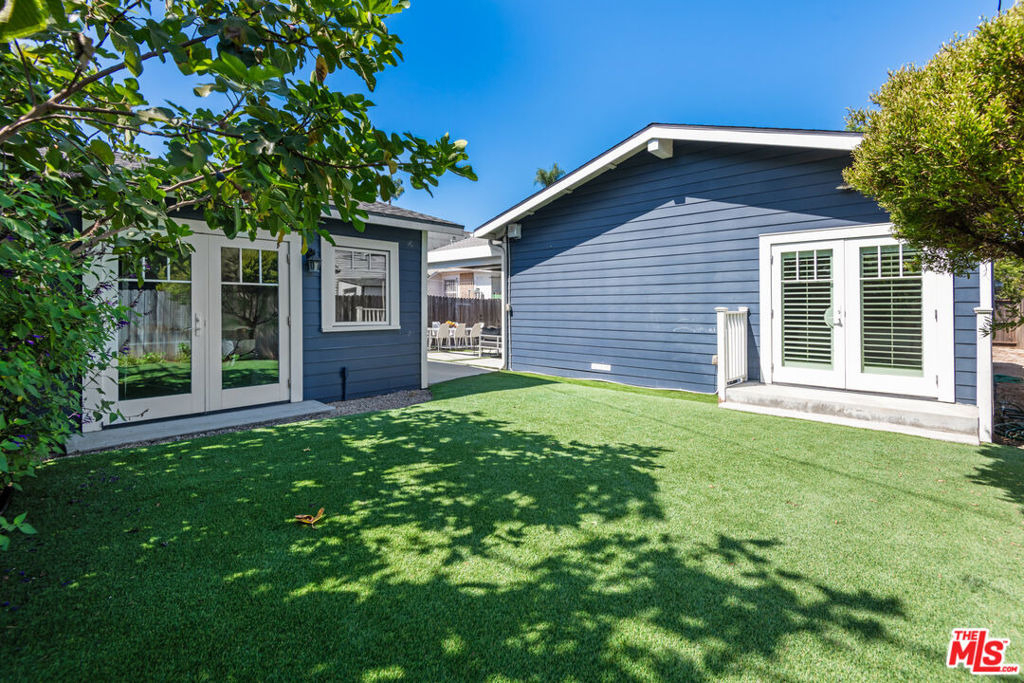 222 N St Andrews Place - Photo 62