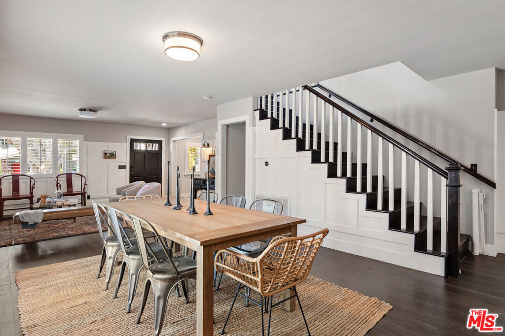 222 N St Andrews Place - Photo 9