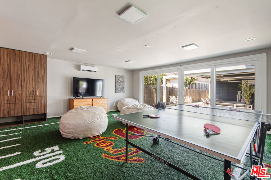 222 N St Andrews Place - Photo 60