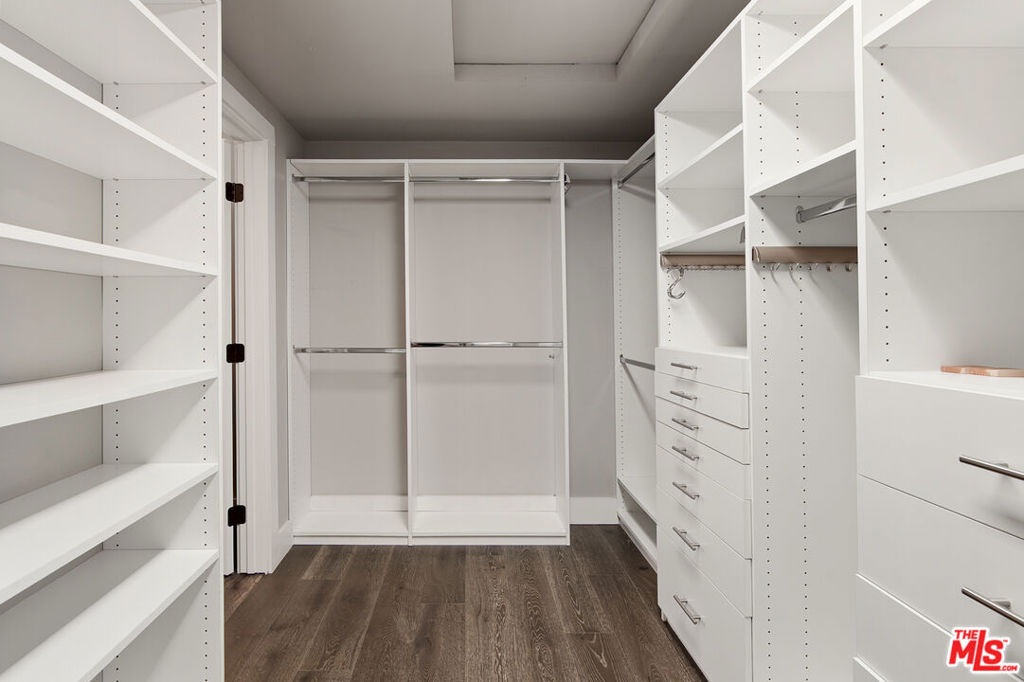 222 N St Andrews Place - Photo 44