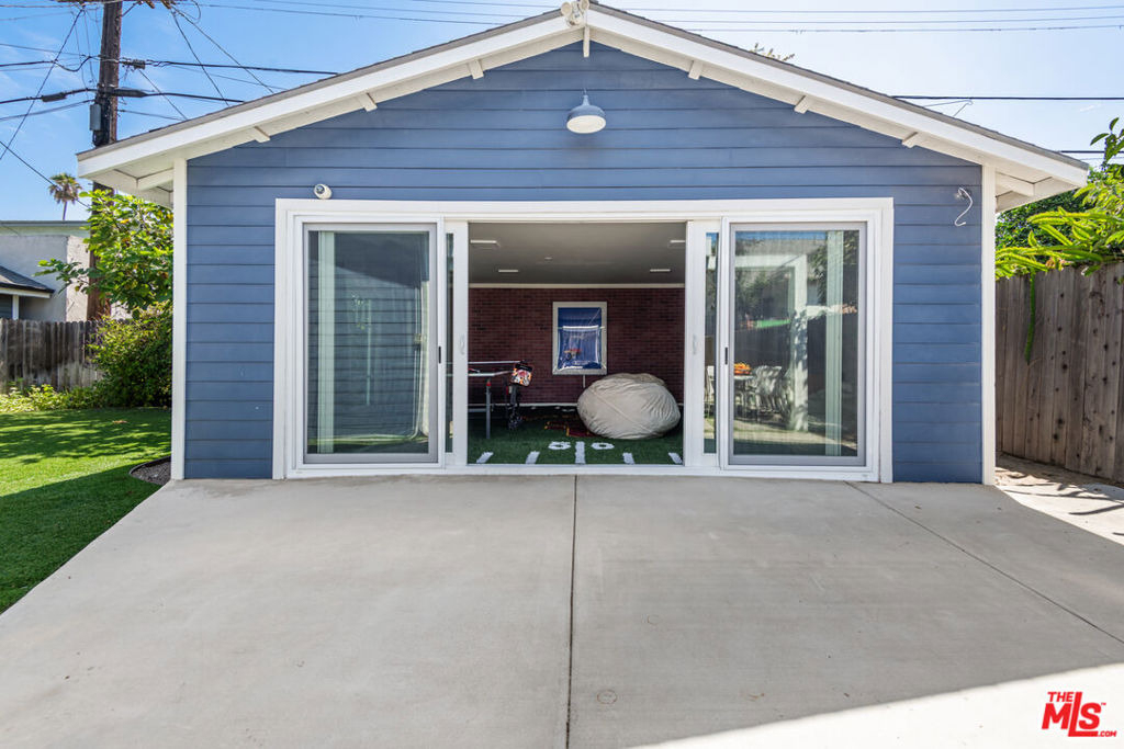 222 N St Andrews Place - Photo 55