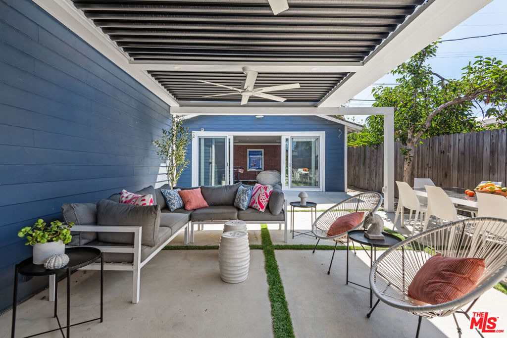222 N St Andrews Place - Photo 64