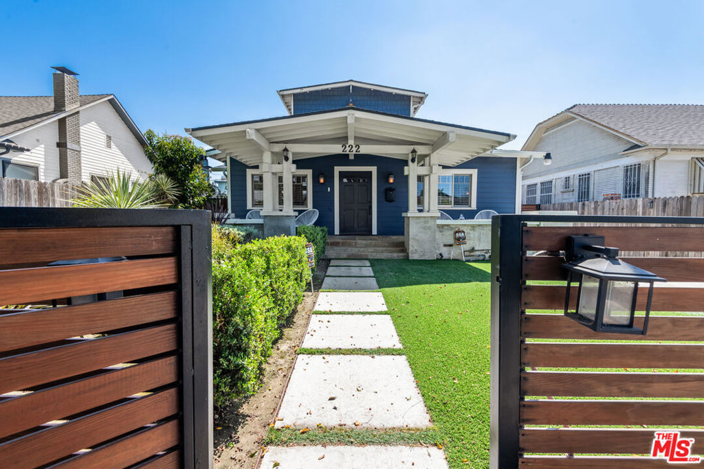 222 N St Andrews Place - Photo 1