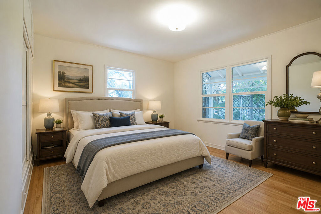 4164 1/2 Stansbury Avenue - Photo 15
