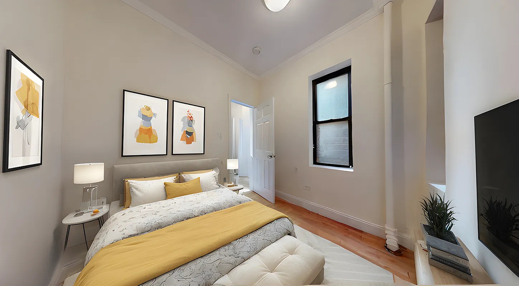 711 second ave - Photo 1