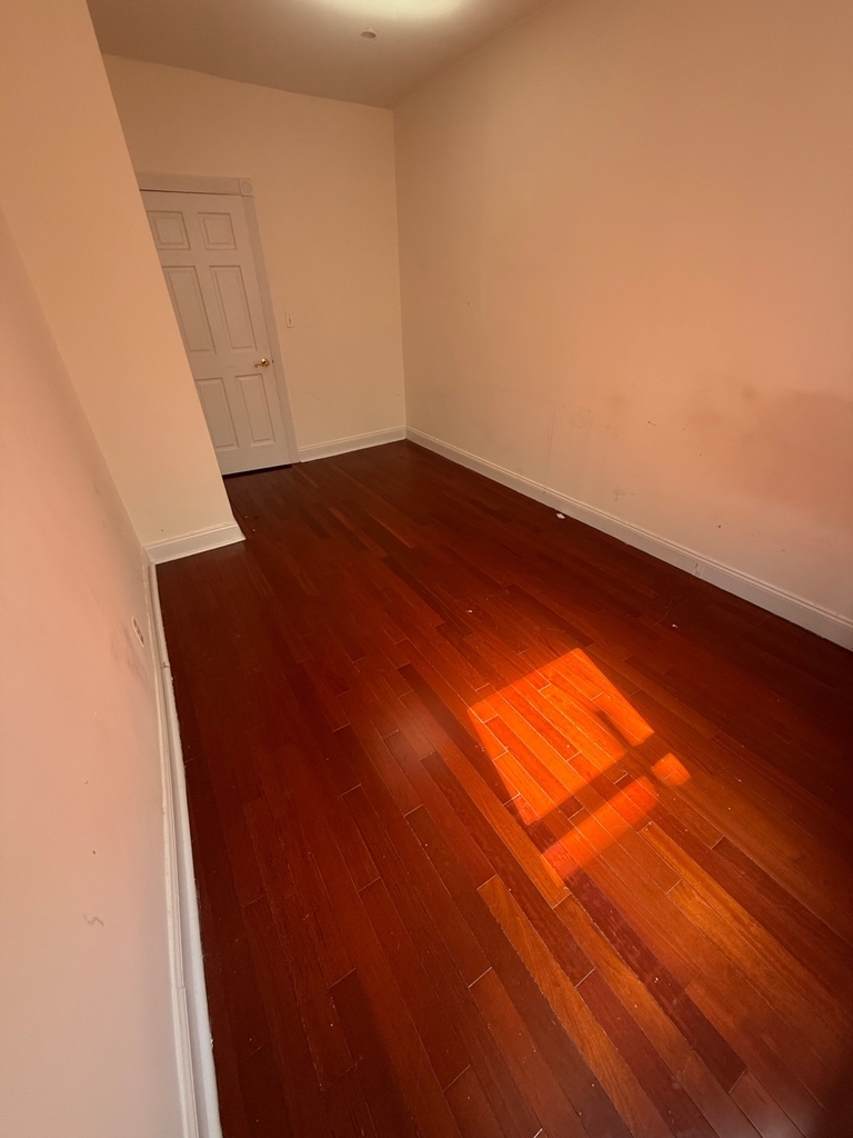 20 Magaw Place - Photo 6