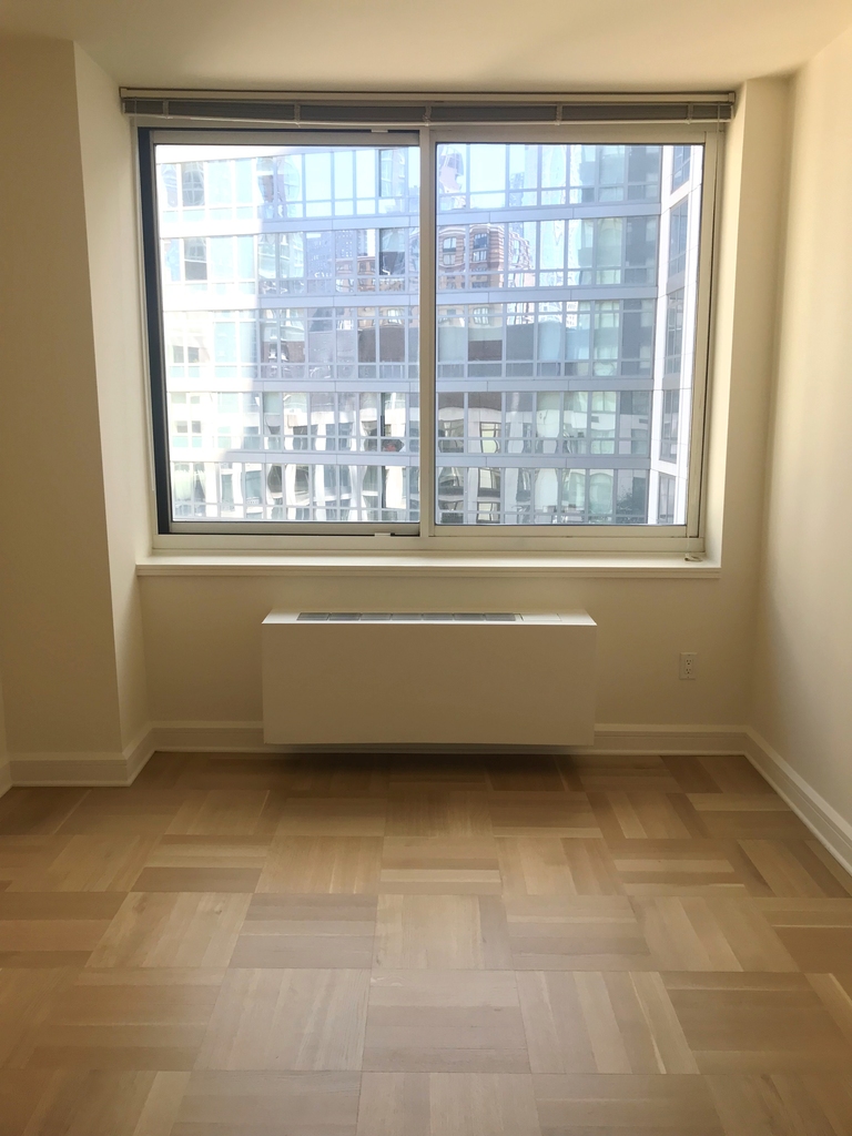 400 West 63rd Street - Photo 7