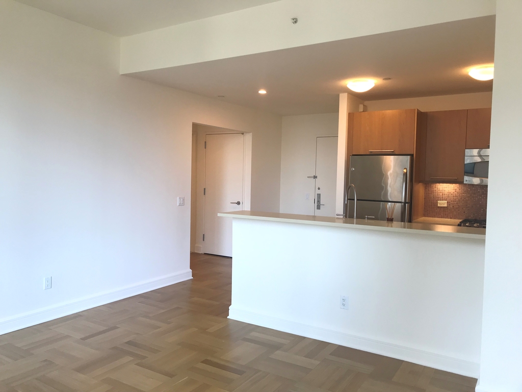 400 West 63rd Street - Photo 4