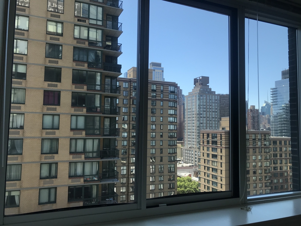 400 West 63rd Street - Photo 9