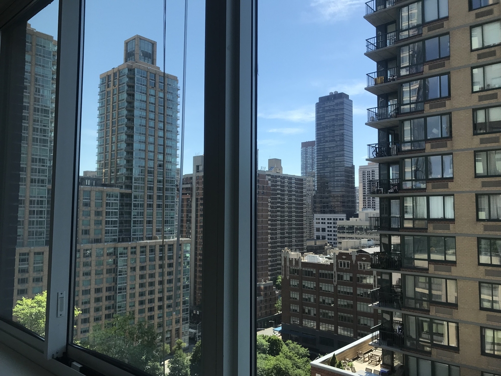 400 West 63rd Street - Photo 6