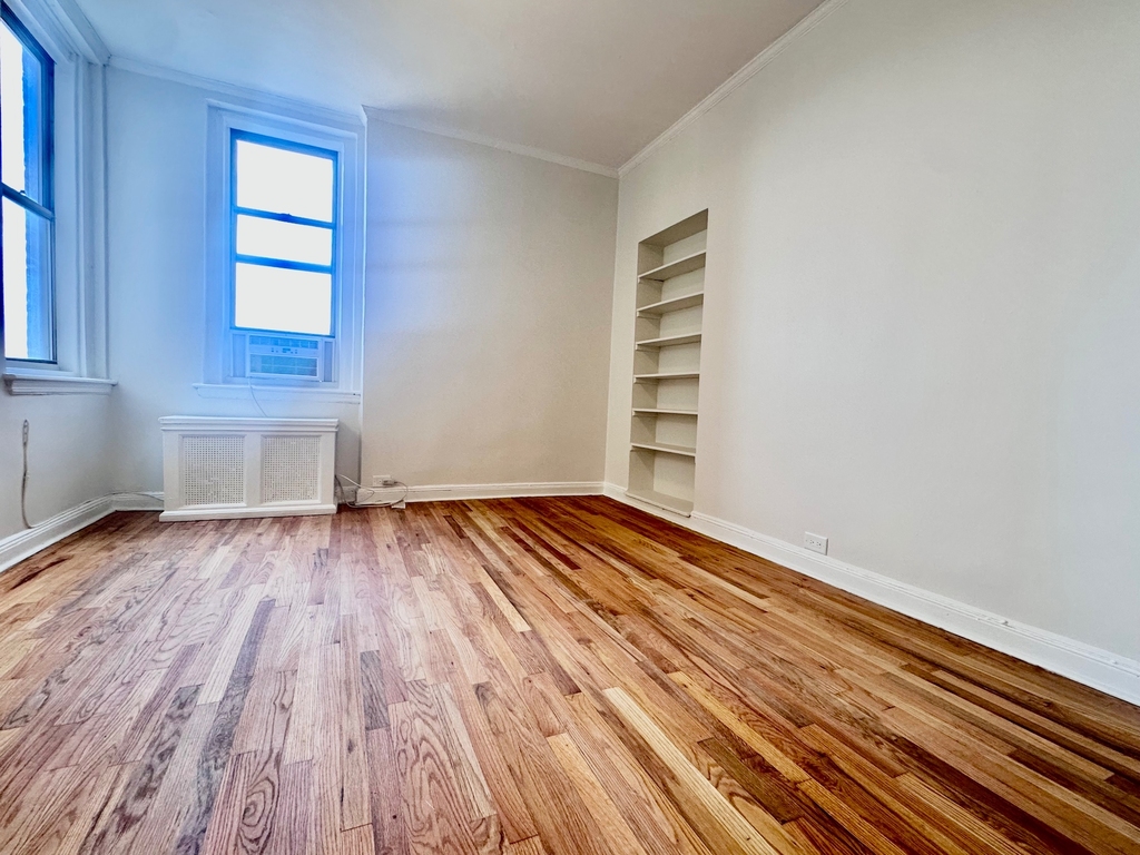 328 West 83rd Street - Photo 2