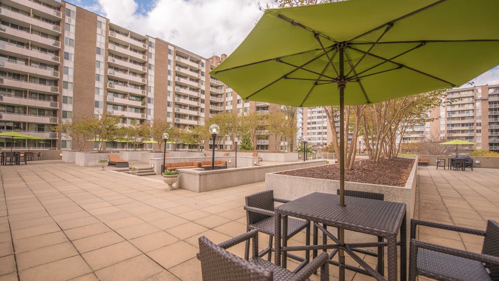 3003 Van Ness St. Nw - Photo 33