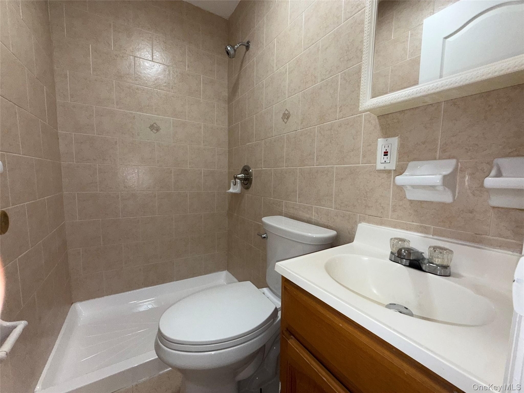 189-26 113th Road - Photo 25