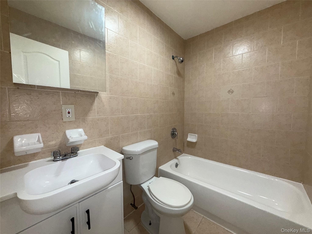 189-26 113th Road - Photo 17