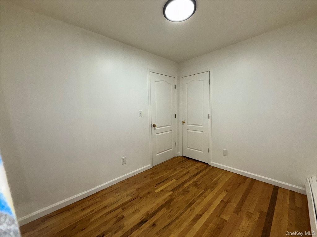 189-26 113th Road - Photo 11