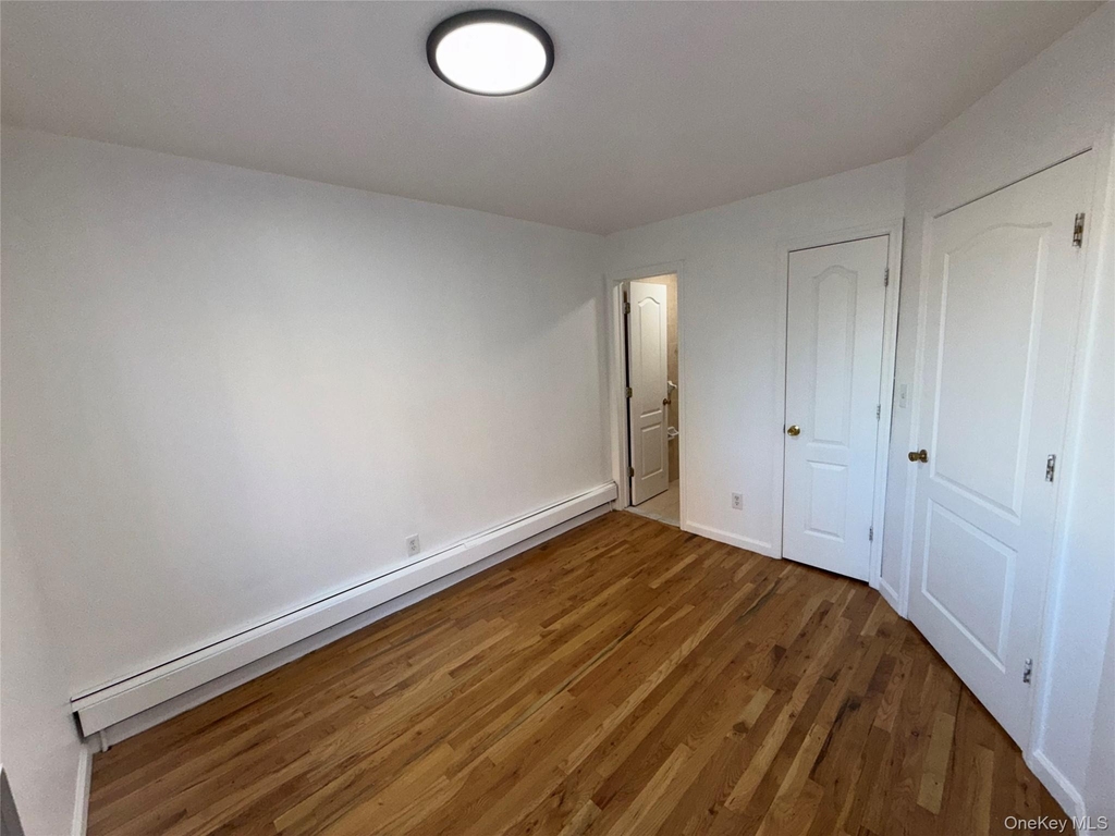 189-26 113th Road - Photo 28