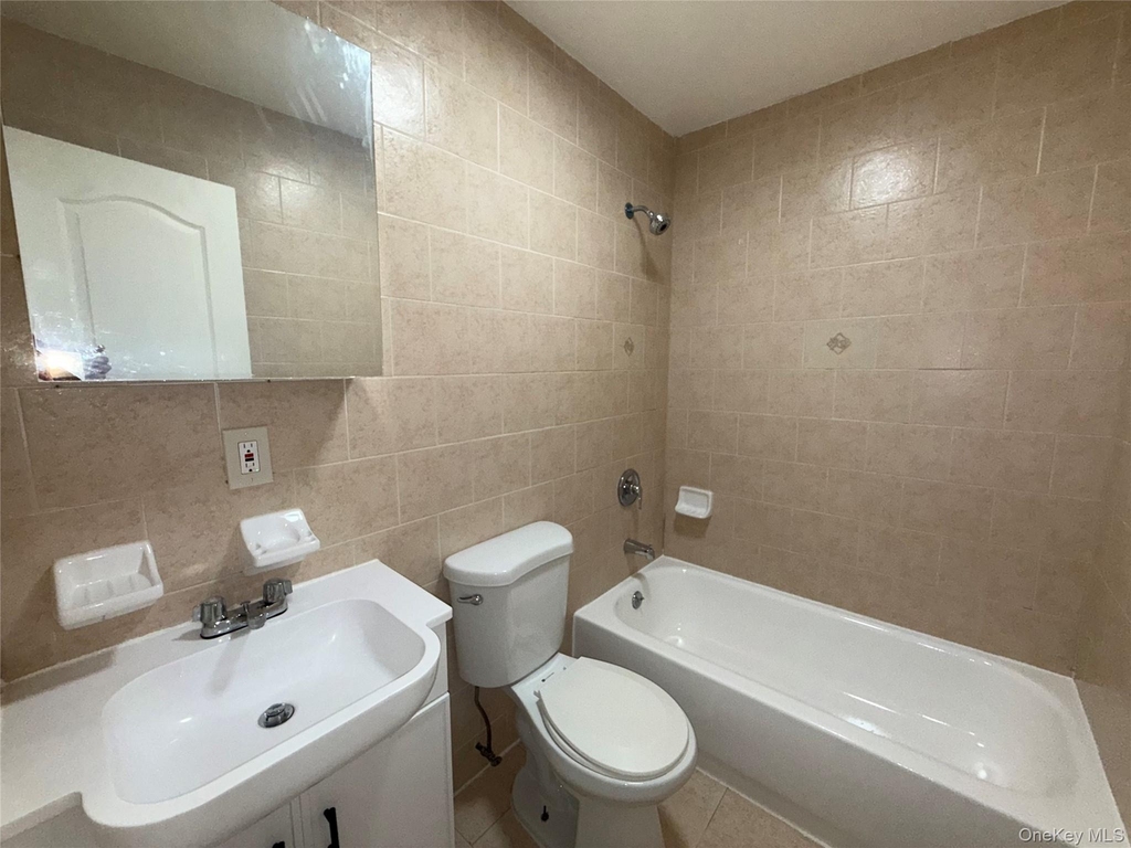 189-26 113th Road - Photo 16
