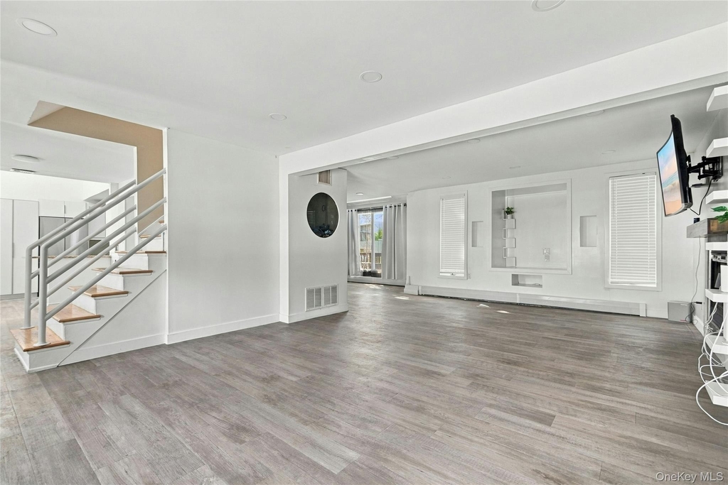 3304 Park Avenue - Photo 6