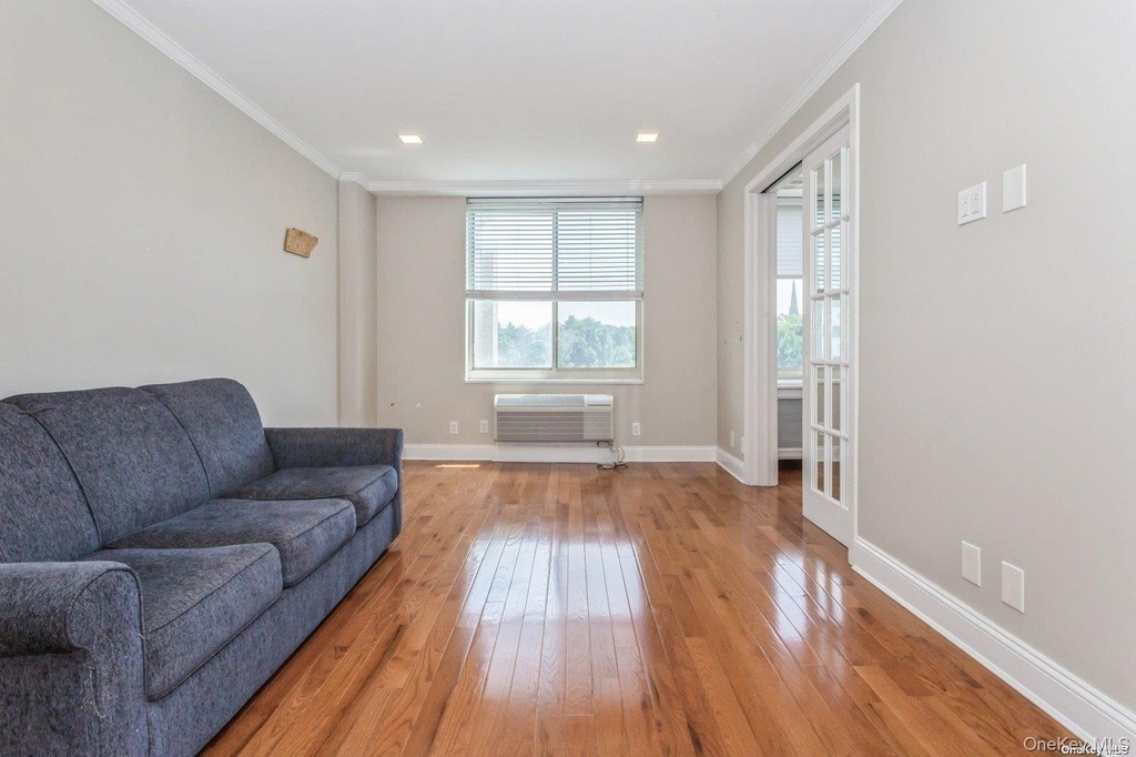 111 Cherry Valley Avenue - Photo 17