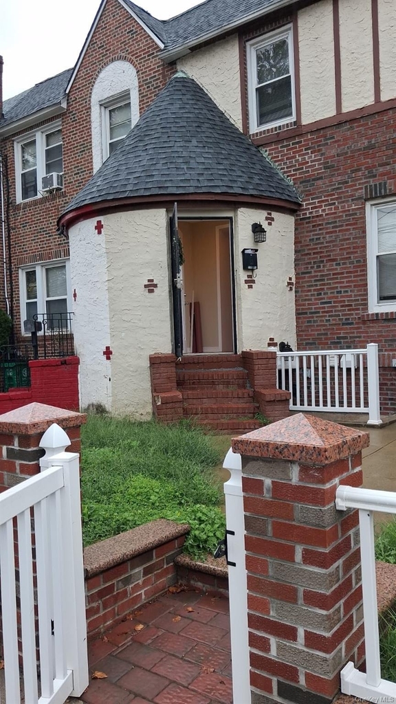 11551 203rd Street - Photo 0
